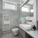 New Praga Urban Modern By Bookinghost Διαμέρισμα
