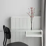 New Praga Urban Modern By Bookinghost *