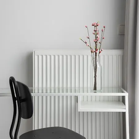 New Praga Urban Modern By Bookinghost *