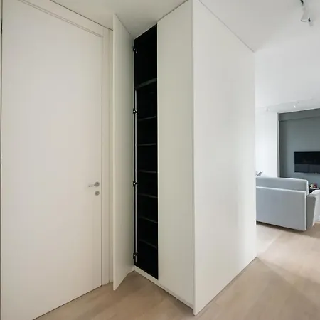 New Praga Urban Modern By Bookinghost * Varšava